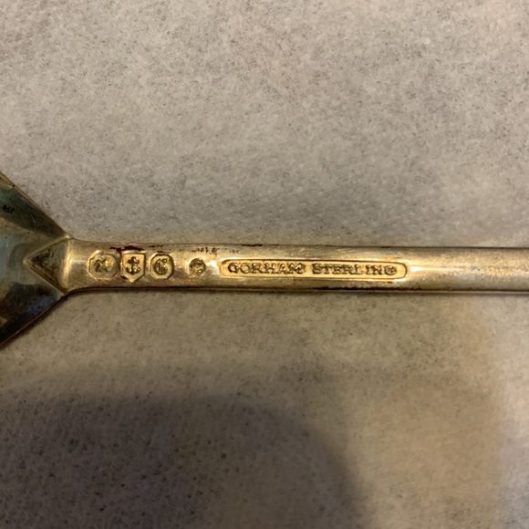 Gotham Sterling Silver spoon - Picture 4 of 4